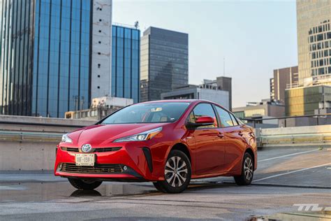 Toyota Prius 2021, a prueba: Opiniones, características y precios