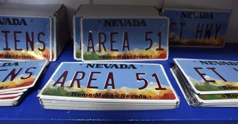 What Is Netflix’s Area 51 Documentary? | POPSUGAR Entertainment