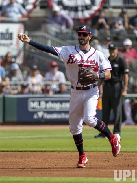 Photo: Atlanta Braves vs Philadelphia Phillies in NLDS ...