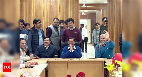 Arvind Kejriwal Swearing in: Arvind Kejriwal set to take oath as Delhi CM, tight security at ...