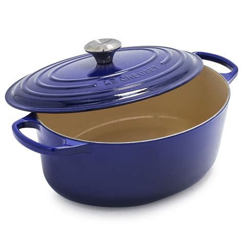 Le Creuset Signature Oval Dutch Oven, 6.75 qt. | Sur La Table