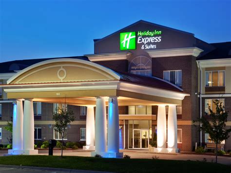 Holiday Inn Express & Suites Altoona-Des Moines Hotel by IHG