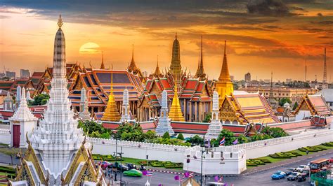 The Grand Palace in Bangkok - Bangkok Attractions