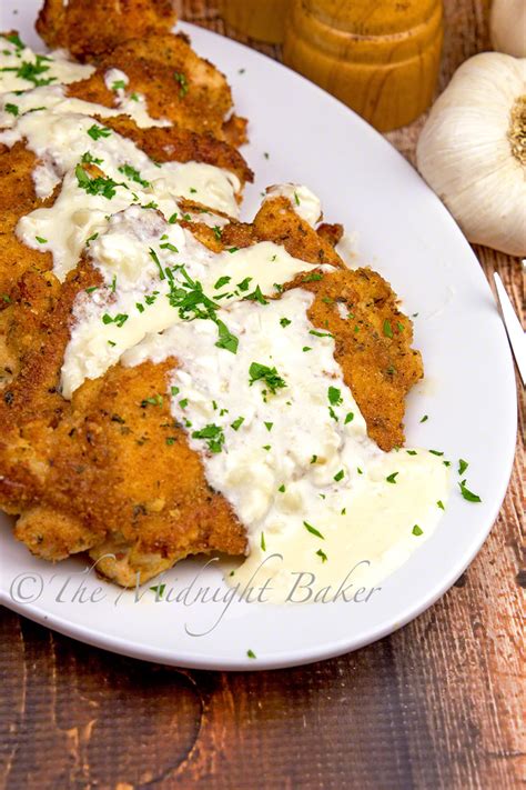 Chicken with Creamy Garlic Sauce - The Midnight Baker