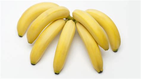 Can eating more than six bananas at once kill you? | Only if it's 400 every day. : r/savedyouaclick