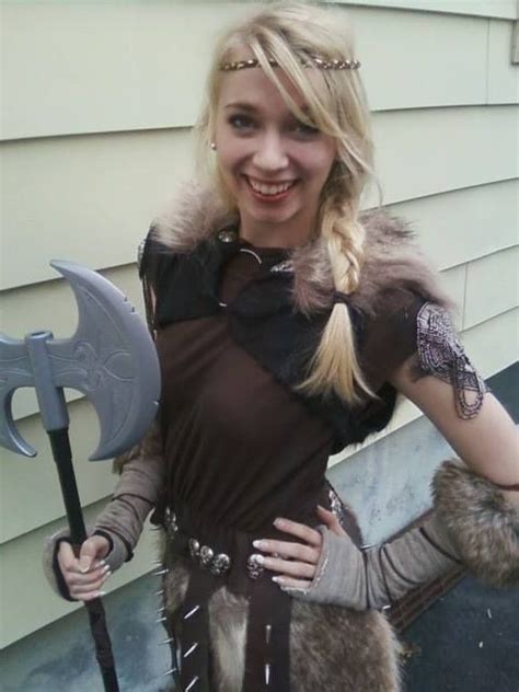 Astrid from How to Train Your Dragon | Carnaval, Naaipatronen