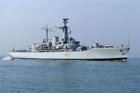 - 6X4 10X15 F40 Photograph Royal Navy Leander Class Frigate HMS SIRIUS Nautical Transportation ...