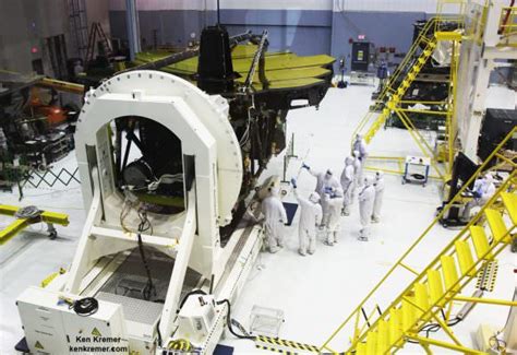 Unveiled Webb Telescope Mirrors Mesmerize in ‘Golden’ Glory - Universe ...