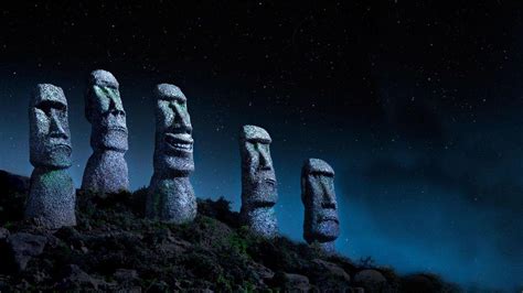 Moai Wallpapers - Top Free Moai Backgrounds - WallpaperAccess