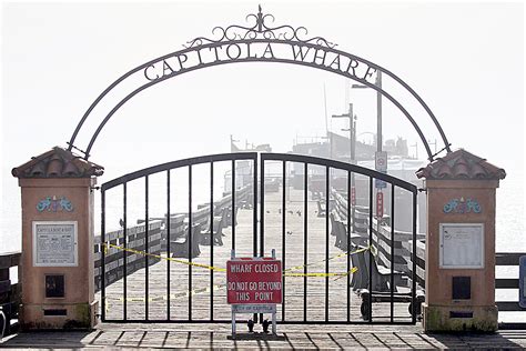 New Year’s stormy waves force Capitola wharf closure – Monterey Herald