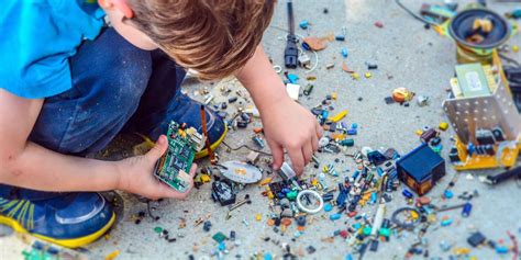 The 5 Best Electronics Kits for Kids | MakeUseOf