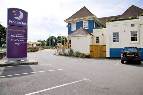 PREMIER INN DUNSTABLE / LUTON HOTEL - Updated 2024 Prices & Reviews (England)