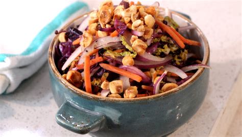 Charred cabbage salad - Cityline.ca