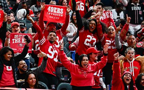 49ers, Chiefs welcomed to Las Vegas for 2024 Super Bowl Opening Night