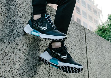 Nike HyperAdapt 1.0 Nike SNKRS Restock August 2017 | SneakerNews.com