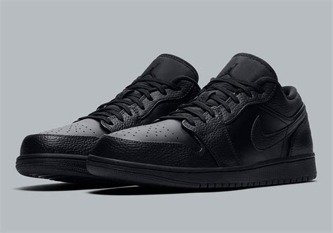 Air Jordan 1 Low Triple Black 553558-091 | SneakerNews.com