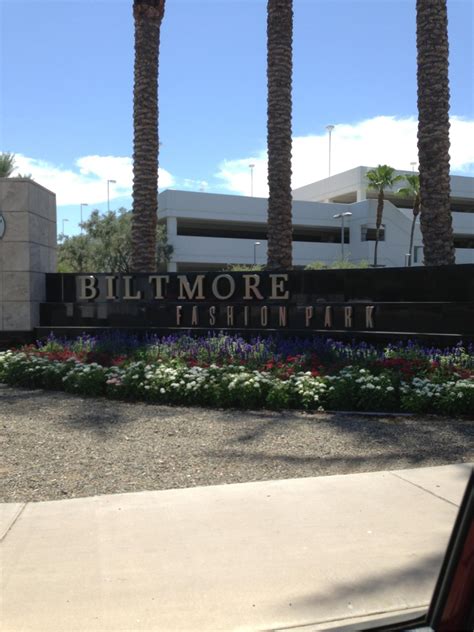 Biltmore Fashion Park - Parking in Phoenix | ParkMe