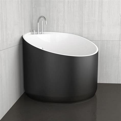 Mini Bathtub Ideas for Small Bathrooms