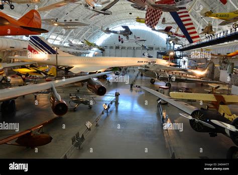 Dulles air and space museum Stock Photo - Alamy