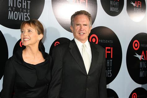 Annette Bening and Warren Beatty arriving at the AFI Salute to the ...