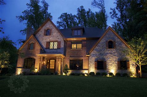 What to Highlight with Your Outdoor Lighting - Dusk To Dawn STL