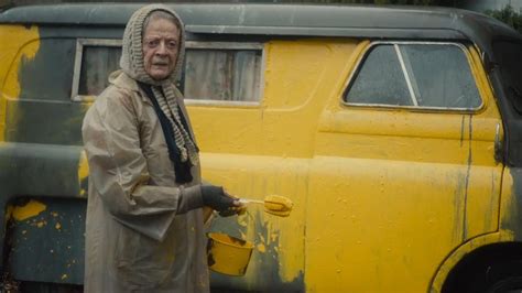 Film Trailer: 'The Lady in the Van'