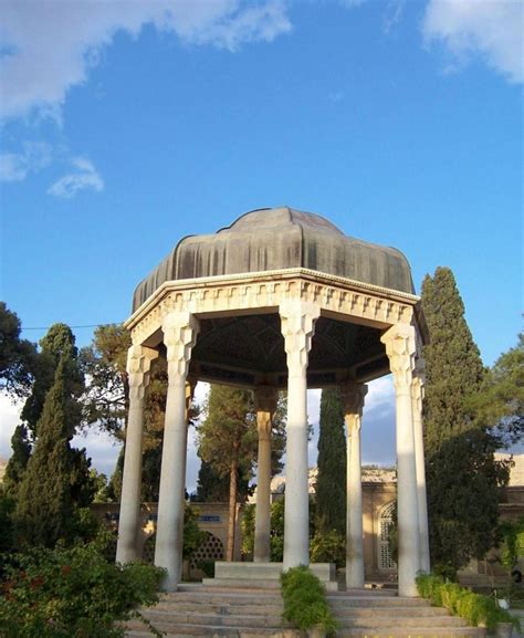 24-Hour Entry at Hafez Tomb | Financial Tribune