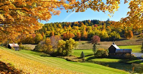 One Popular Spot For Fall Foliage In Vermont Closed To Tourists