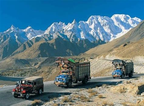 Amazing Karakoram Highway | Karakoram highway, Dangerous roads, Wonders of the world