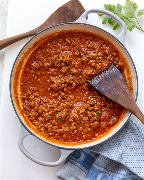 Stovetop Fettuccine Bolognese (In Half the Time) - Familystyle Food