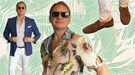 How Should Men Dress for a Summer Wedding? Carson Kressley Explains ...