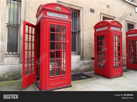 London Telephone Booth Image & Photo (Free Trial) | Bigstock