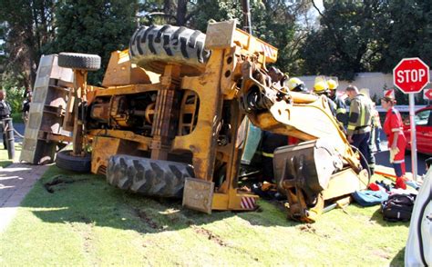 Man Trapped in overturned Bulldozer at Sandown | Road Safety Blog