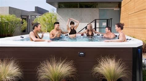 V150P | Marquis Swim Hot Tub Swim Spa Hybrid | Vector21 Series | 10 Person - Aqua Pro Pools