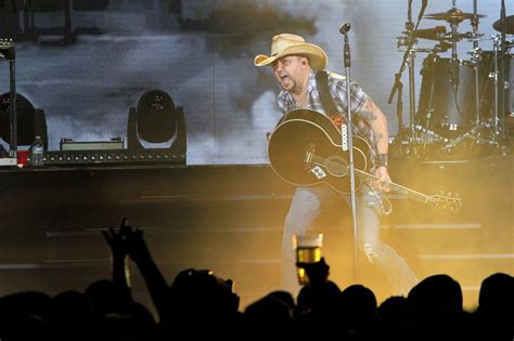 CONCERT REVIEW: Jason Aldean is country consistency | STAR 102.5