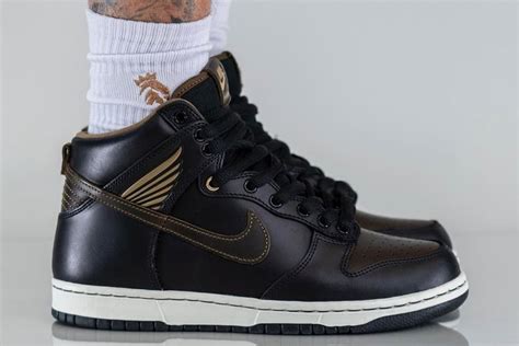 Nike Dunk High Pro SB "FLOM" $63K Sotheby's | HYPEBEAST