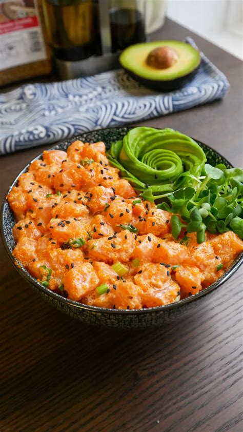 Spicy Salmon Poke Bowl - Jecca Chantilly