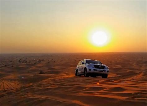 Red Dunes Desert Safari Dubai & Marina Cruise