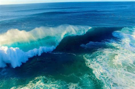 10 Best Surf Spots in the US - What are the Most Popular Surf Spots in the US? – Go Guides