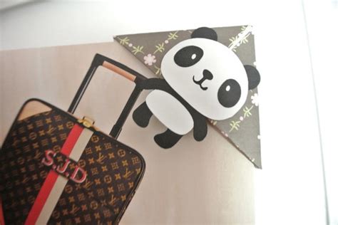 Panda corner bookmark