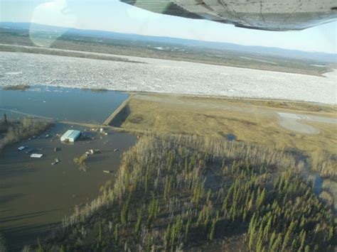 Waters recede in Galena; Alaska governor issues disaster declaration | Alaska News | newsminer.com