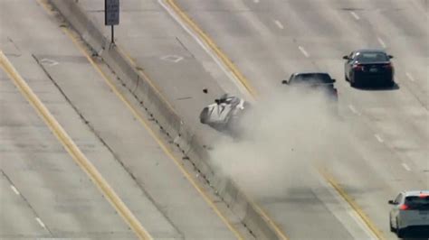 California high-speed pursuit ends in highway crash