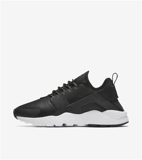 Women's Nike Air Huarache Run Ultra 'Black & White'. Nike SNKRS