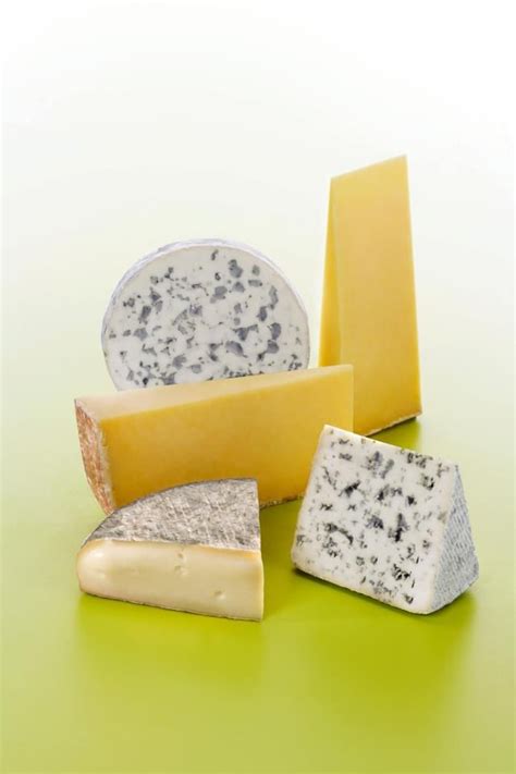 Fromages d'Auvergne AOP Queso Cheese, Wine Cheese, Aop, Cheese Lover, Mimosa, Wayne, Cheesy ...