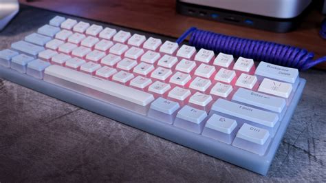 Womier WK61 Mechanical Keyboard Review: Way Better Than $40! — Sypnotix