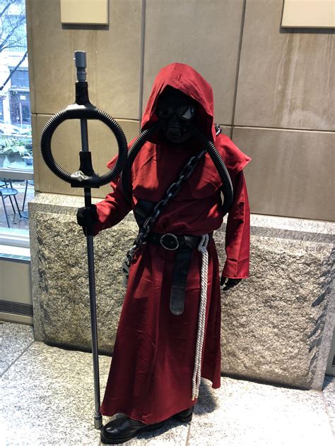 I figured you guys would like this: My techpriest cosplay for Pax ...