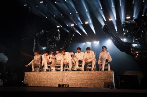 BTS’ Live Performances — Photos Of The K-Pop Group Performing ...