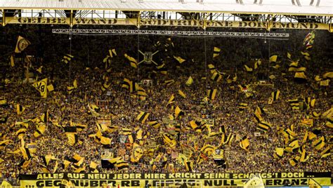 Borussia Dortmund: 8 of the Best Yellow Wall Displays - Sports Illustrated