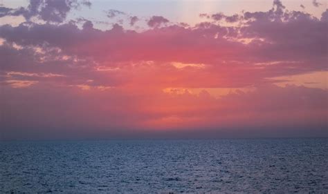 Page 19 | Hdri Ocean Sunset Images - Free Download on Freepik