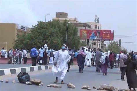 Al Jazeera reporter arrested while covering anti-government protest in Sudan - Doha News | Qatar